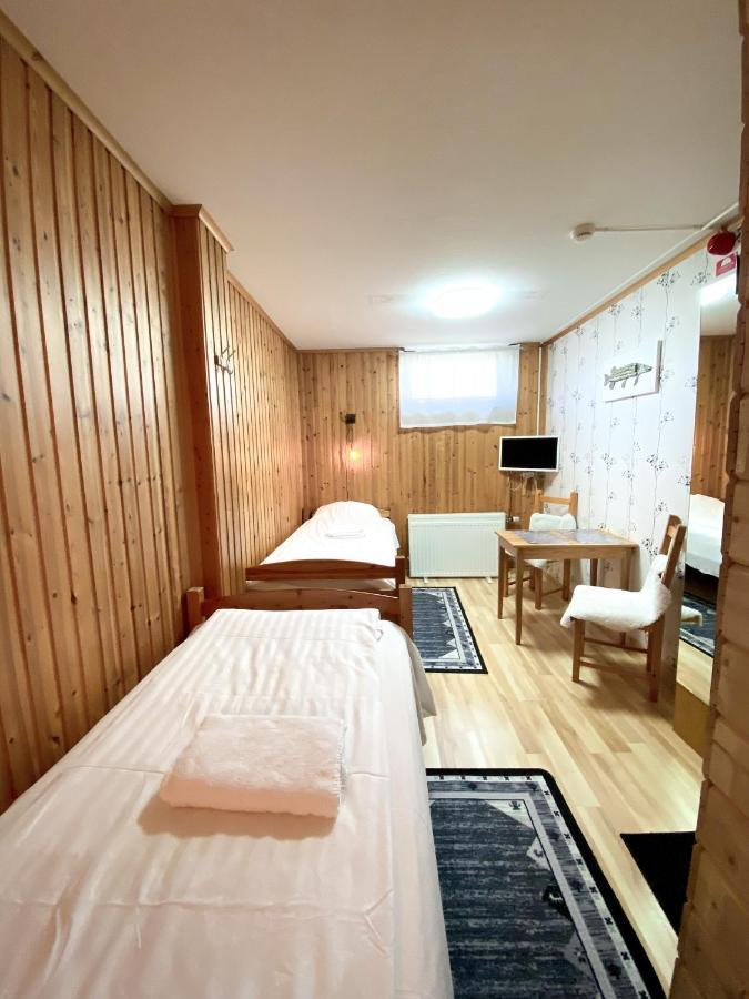 Lumi Guest House อาวิดเชล ภายนอก รูปภาพ