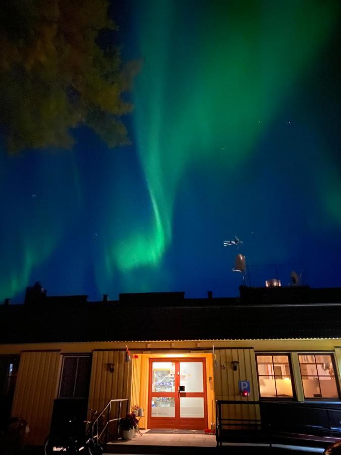 Lumi Guest House อาวิดเชล ภายนอก รูปภาพ